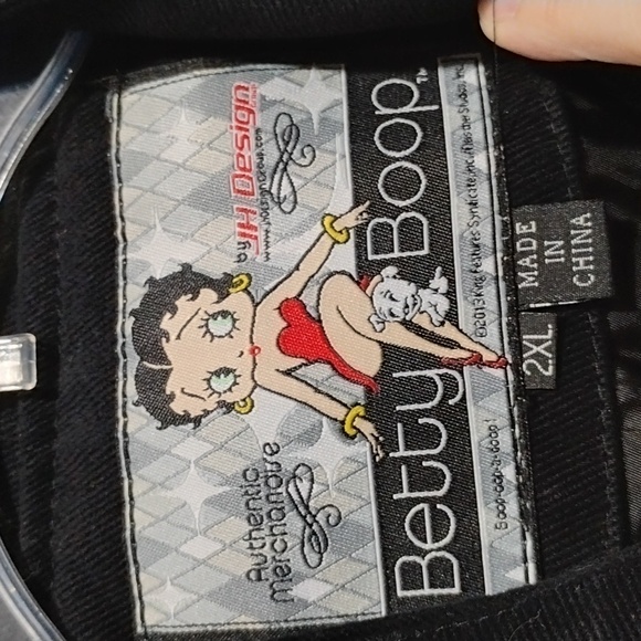 FLASH SALE! RARE! NWOT Betty Boop '13 Biker Betty Motorcycle Club Bomber Jacket - Picture 4 of 11